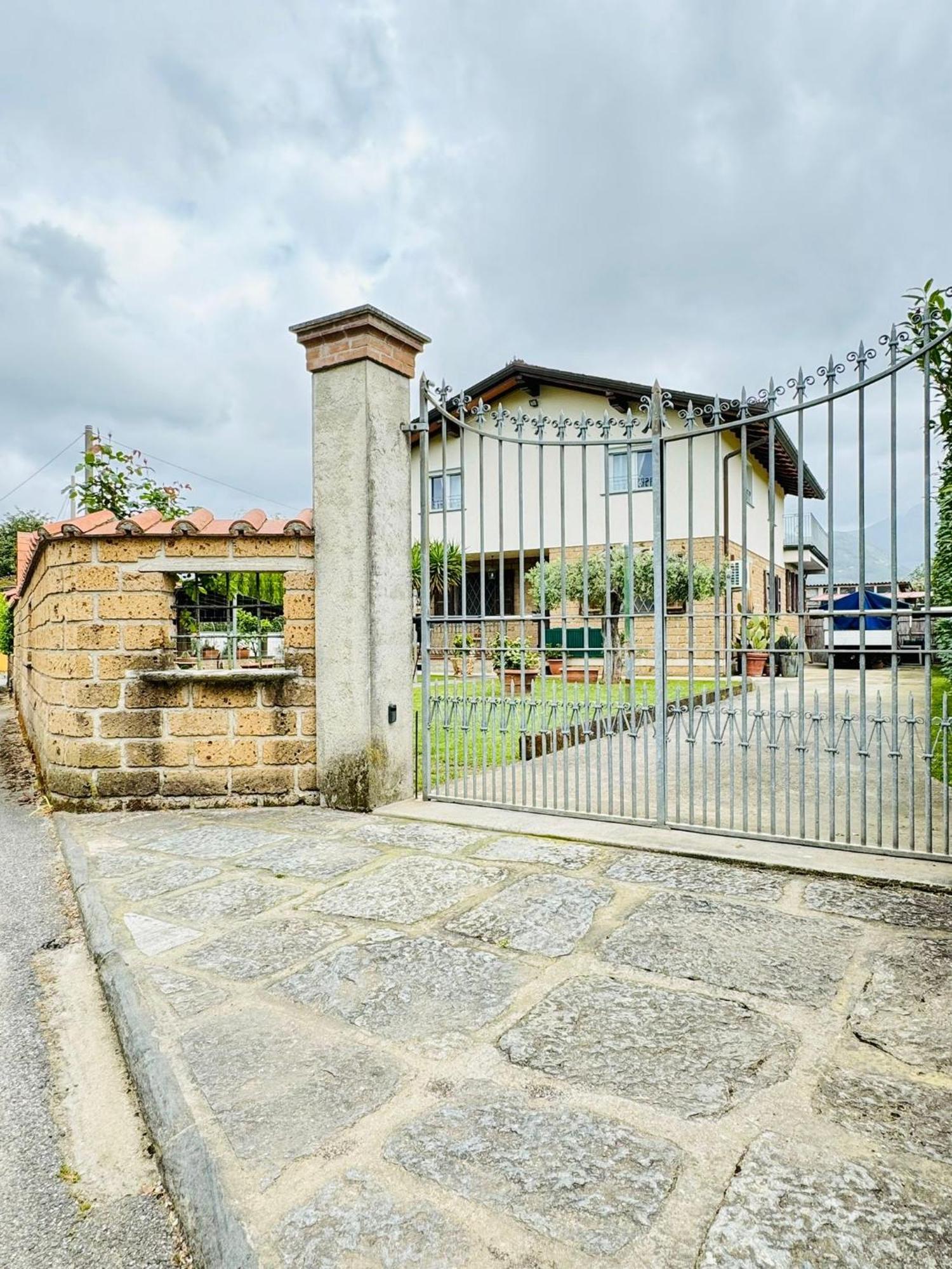 Villa Casa Vacanze Di Michela Pietrasanta Exterior foto